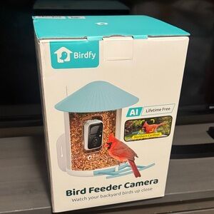 🆕 Birdfy Smart Bird Feeder with Camera - Blue. Brand New in Box!💥💥